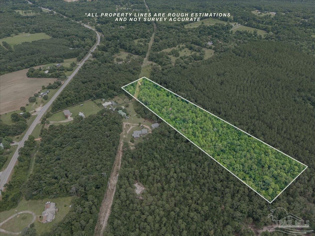 Property Photo: 8.55 Acres Hwy 4 FL 32565