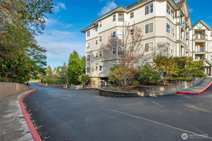 Property Photo: 251 W Bakerview Road 103 WA 98226