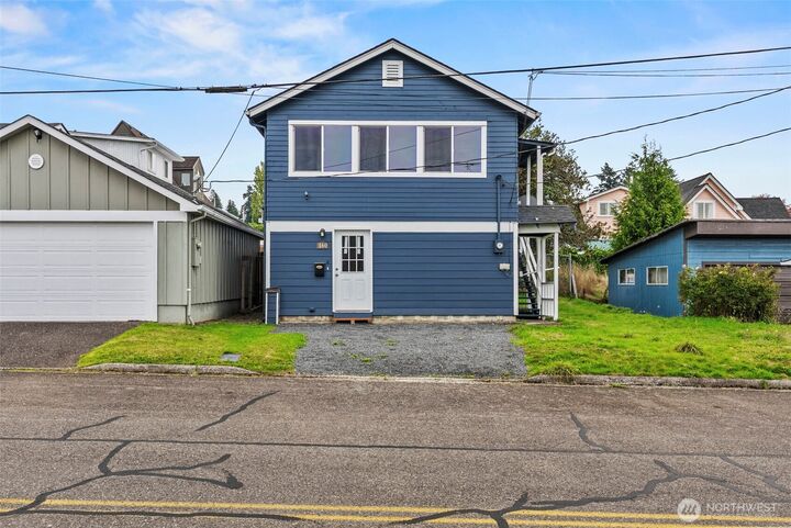 160  Maple Street  Cathlamet WA 98612 photo