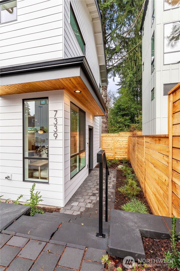 Property Photo:  7339  21st Avenue NE  WA 98115 