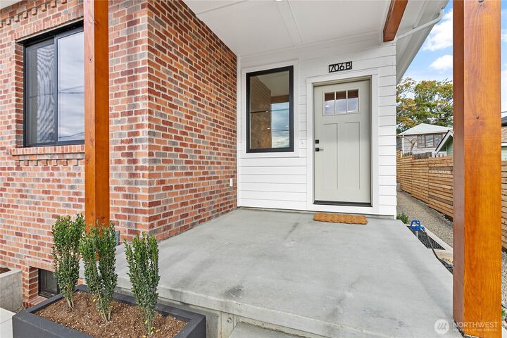 Property Photo:  706  Judson Street A & B  WA 98264