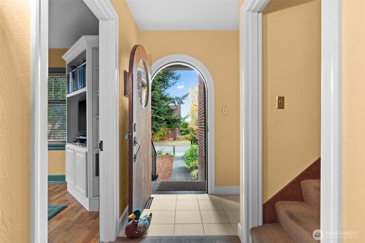 Property Photo:  1802 N Puget Sound Avenue  WA 98406