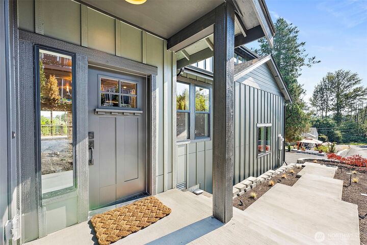 Property Photo: 1238 9th Street SW WA 98371