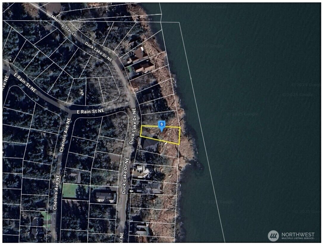 Property Photo:  784  Duck Lake Drive NE  WA 98569