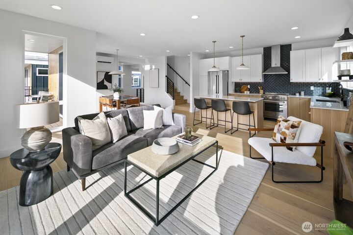 Property Photo:  322 N 84th Street  WA 98103