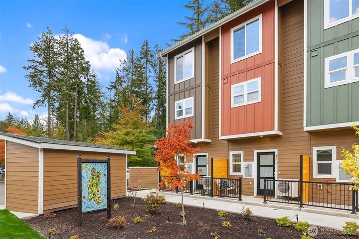Property Photo: 1339 Nolta Loop NE WA 98110