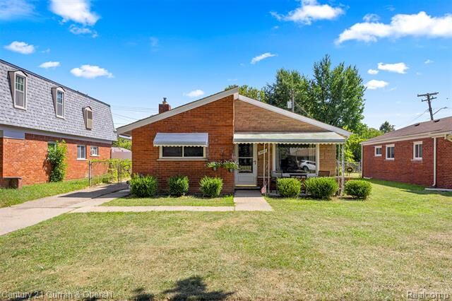 5015 Lincoln Boulevard  Dearborn Heights MI 48125 photo