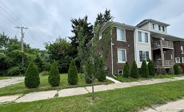 Property Photo:  458 Hague Street 3  MI 48202 