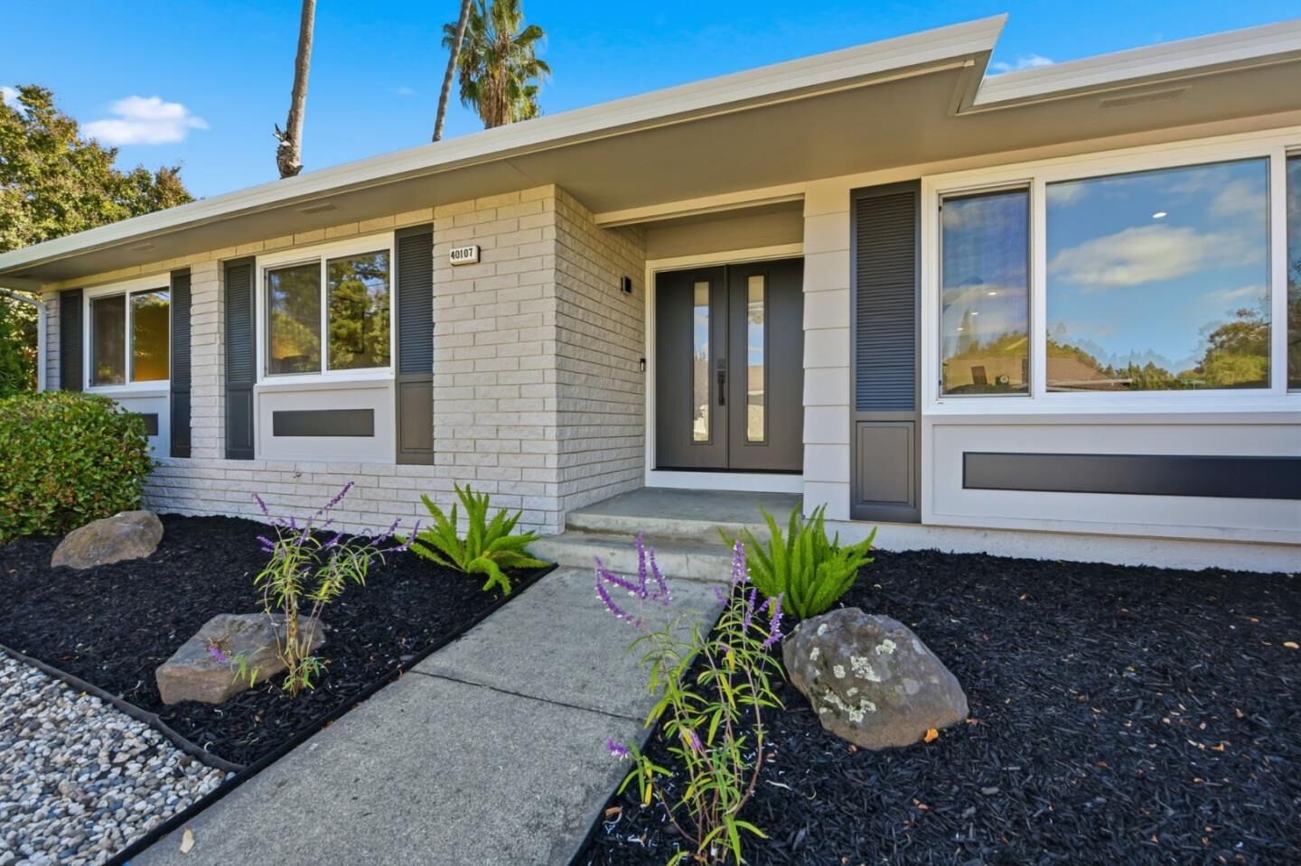 Property Photo:  40107 Catalina Place  CA 94539 