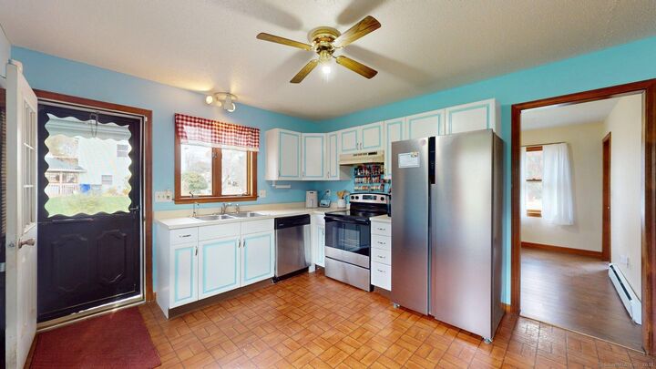 Property Photo: 28 Eileen Lane CT 06082