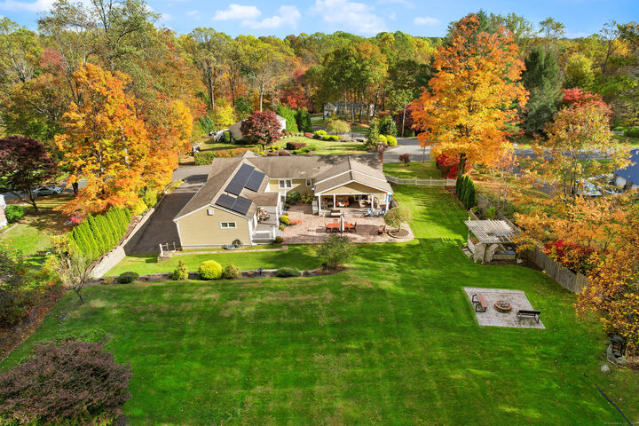 Property Photo:  19 Pamela Drive  CT 06468