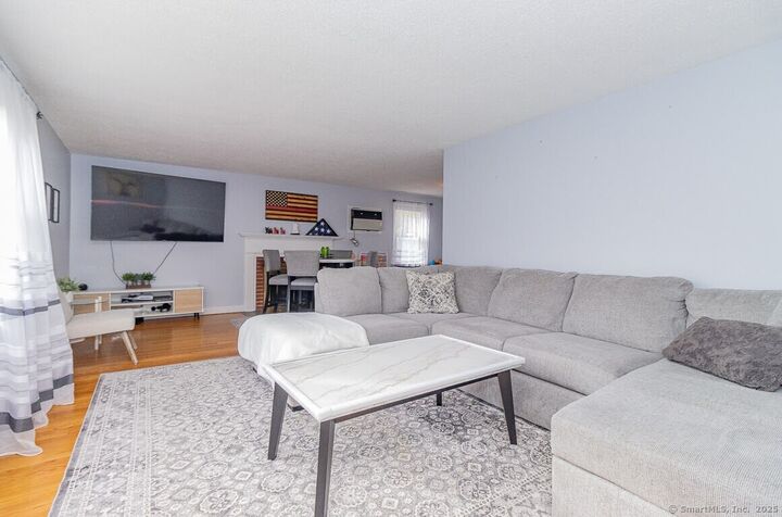 Property Photo:  37 Two Stone Drive  CT 06109 