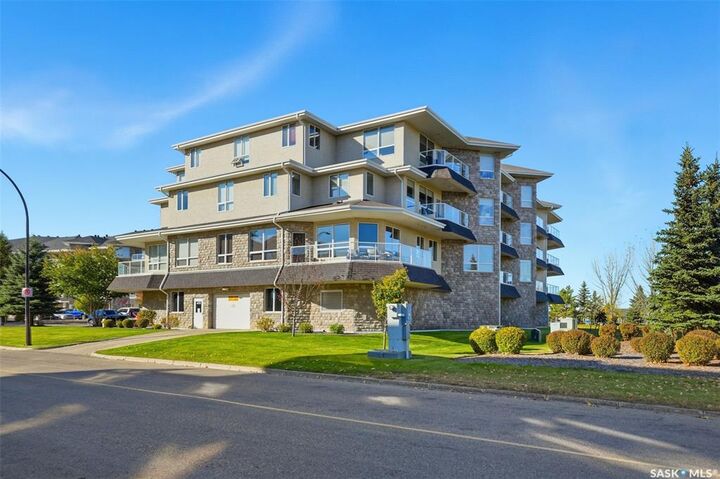 Property Photo:  405 Cartwright Street 402  SK S7T 0C8