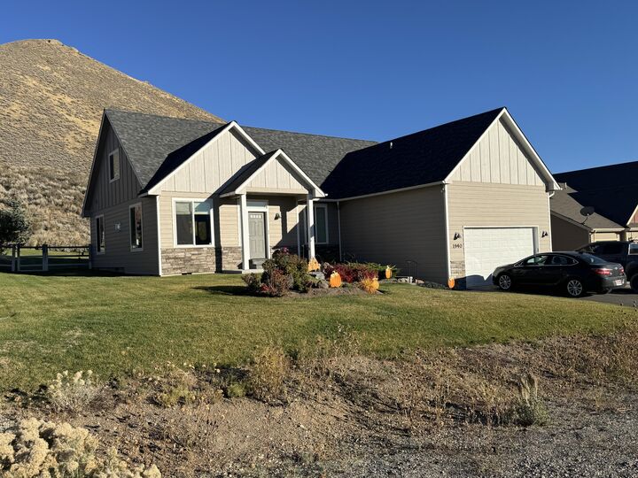 1940 Laurelwood Dr  Hailey ID 83333 photo