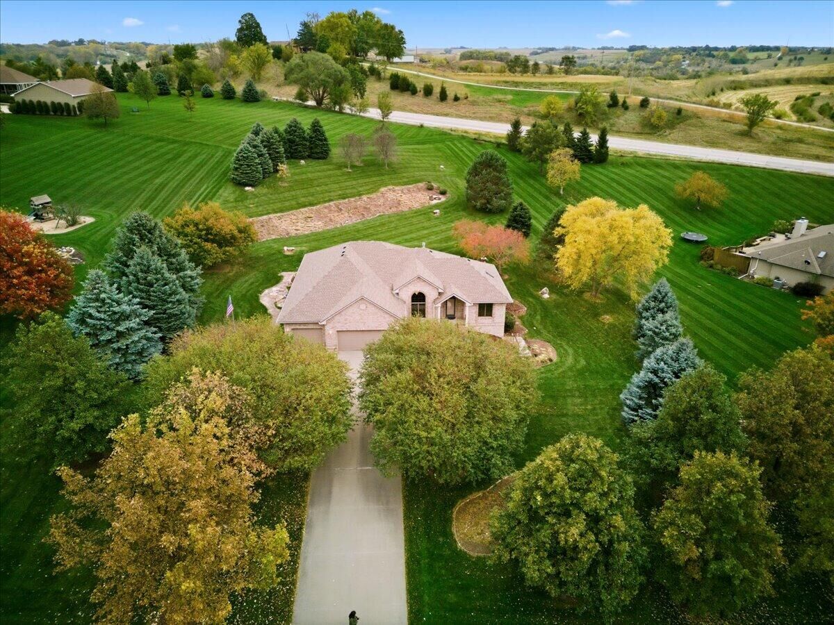 Property Photo:  22231 Stoneybrook Drive  IA 51503 