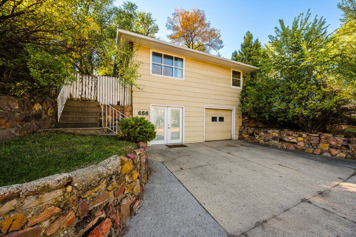 Property Photo:  656 Big Horn Avenue  WY 82801 