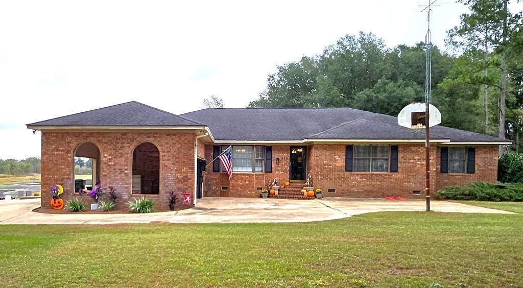 Property Photo: 290 Long Rd GA 39817
