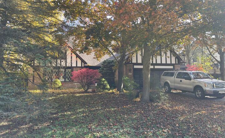 Property Photo: 117 Westwood Lane ON L4C 6X8