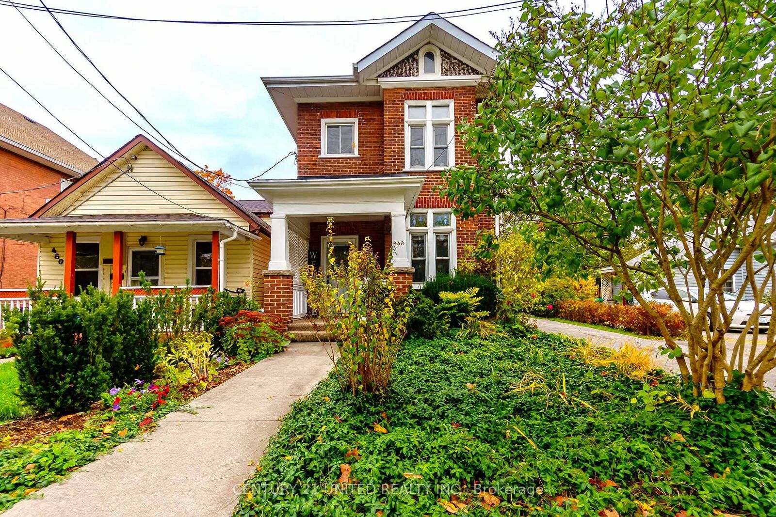 Property Photo: 458 Driscoll Terrace ON K9H 1T7