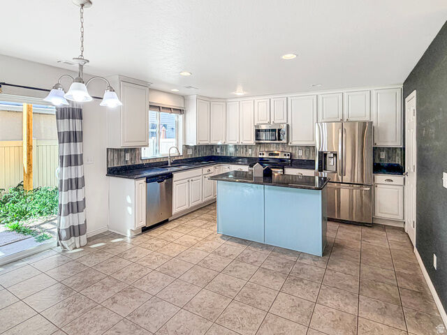 Property Photo:  920 W Stonehaven Dr  UT 84054 