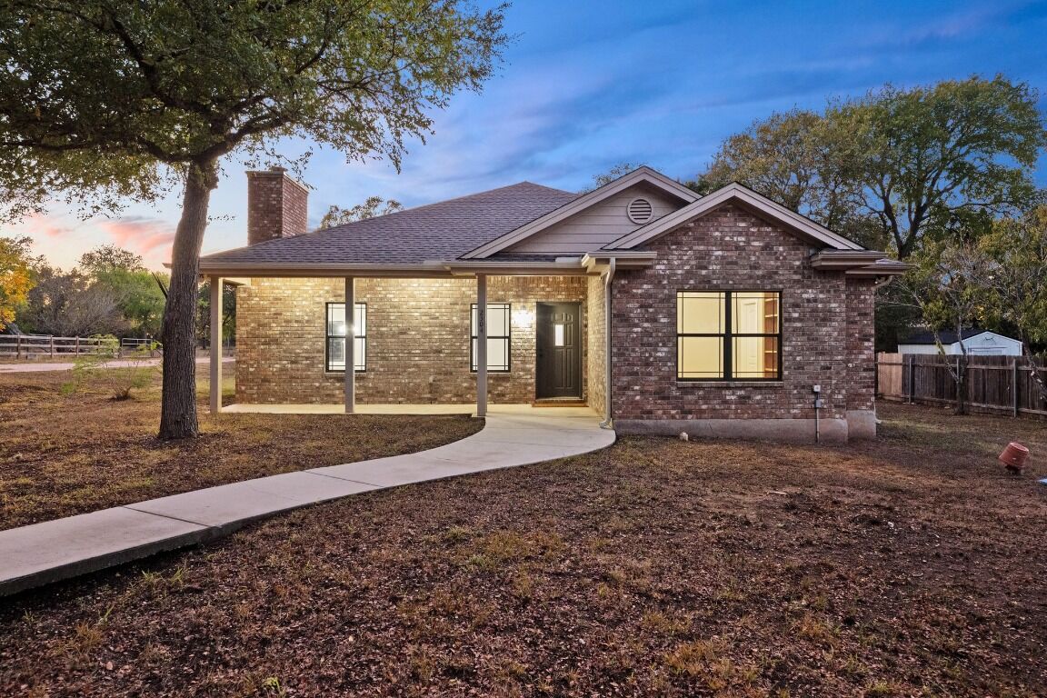 Property Photo:  2504 Lark Glen Lane  TX 78748