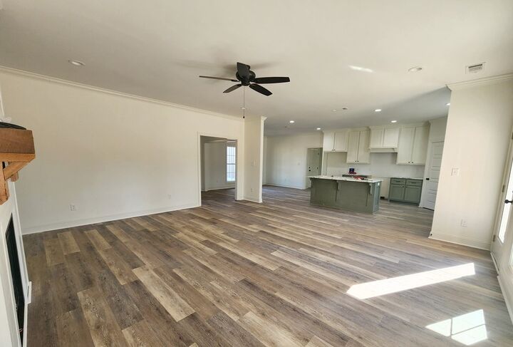 Property Photo:  107 Stornoway Drive  GA 31763 