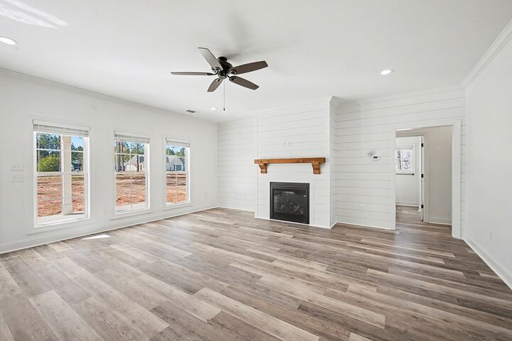 Property Photo: 107 Stornoway Drive GA 31763