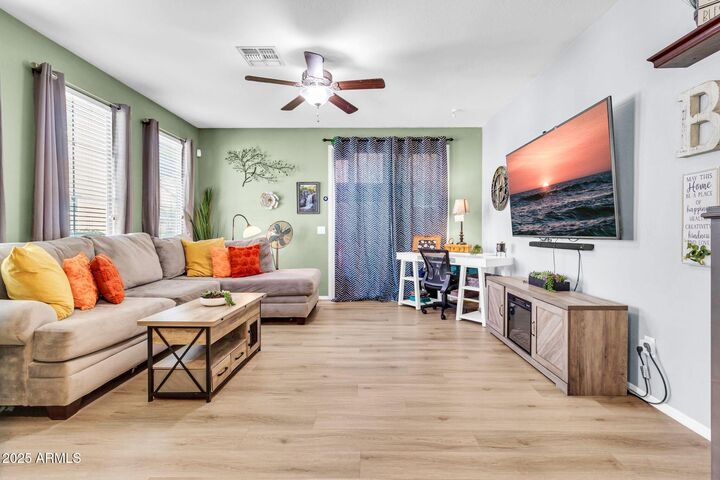 Property Photo:  4131 E Oakland Street  AZ 85295 