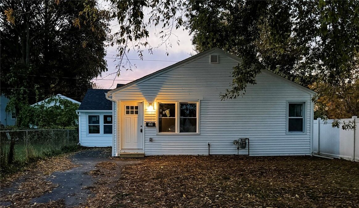 Property Photo:  109 Alcott Road  NY 14626