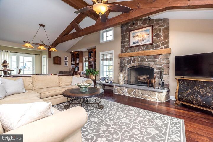 Property Photo: 1403 E Fernbrook Drive PA 18976