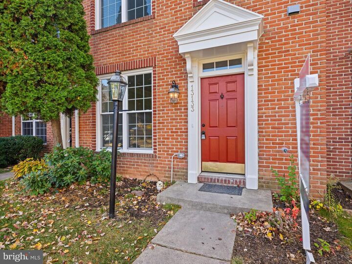 Property Photo: 13133 Park Crescent Circle VA 20171