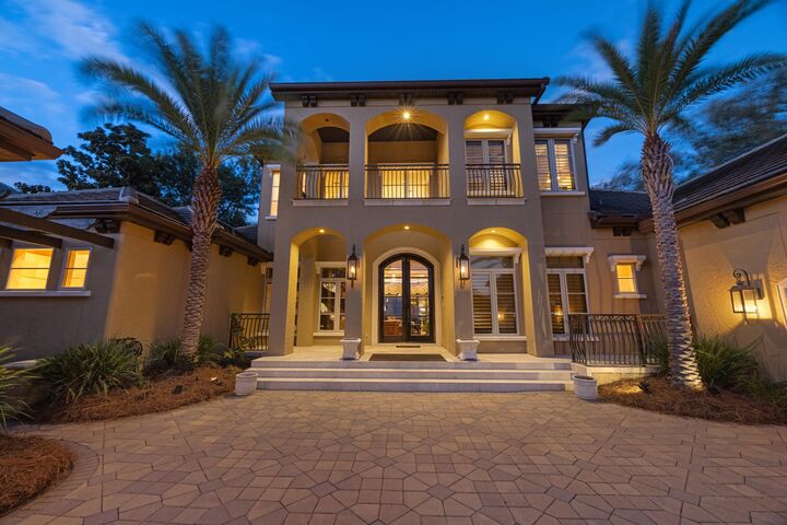 Property Photo:  446 Admiral Court  FL 32541