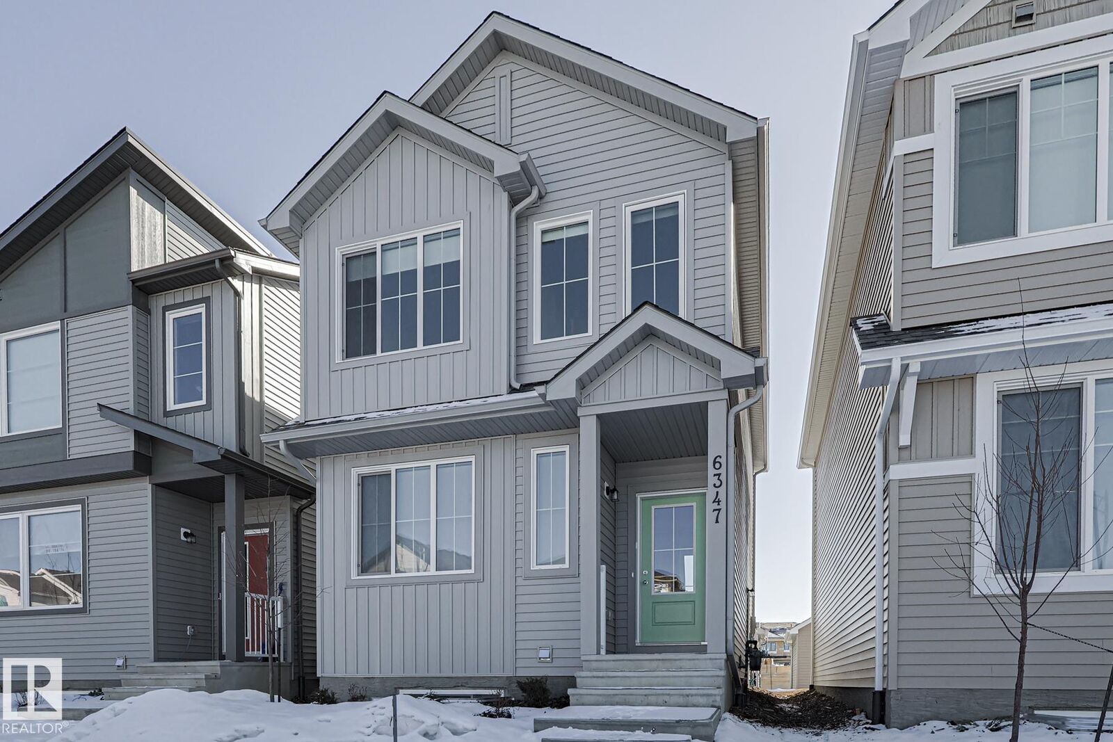 Property Photo:  6347 King Wynd SW  AB T6W 5P1