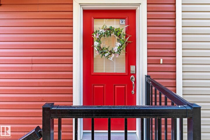 Property Photo:  3103 Hilton Drive NW 17  AB T6M 0R3 