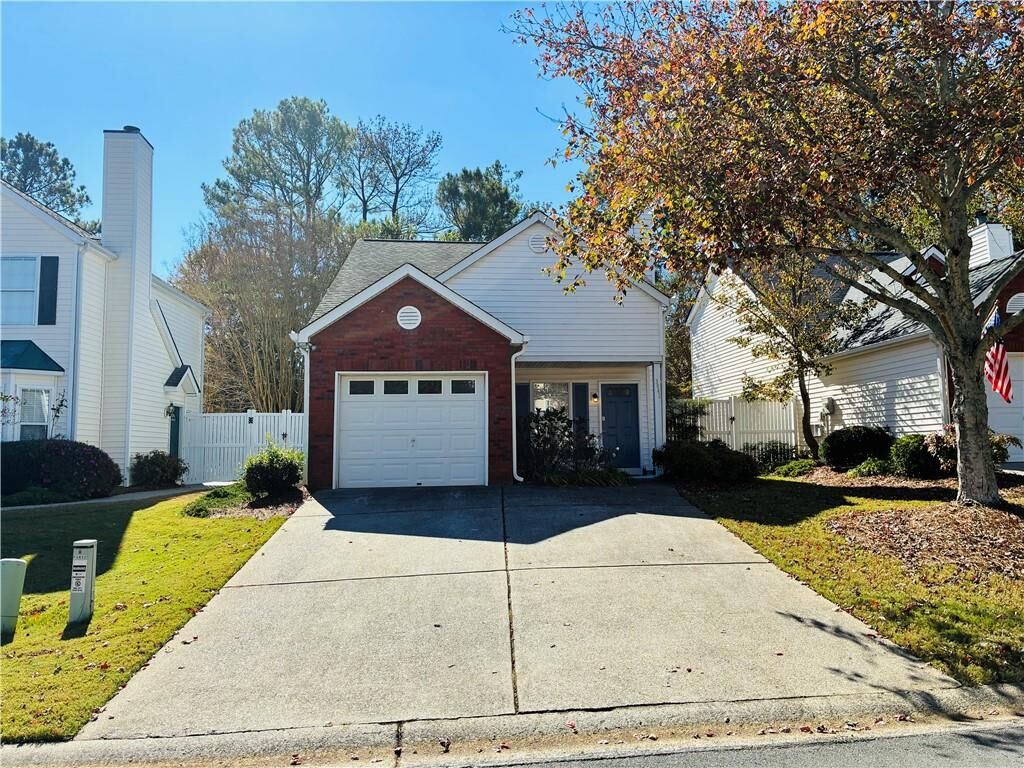 Property Photo: 3842 Avensong Village Circle GA 30004