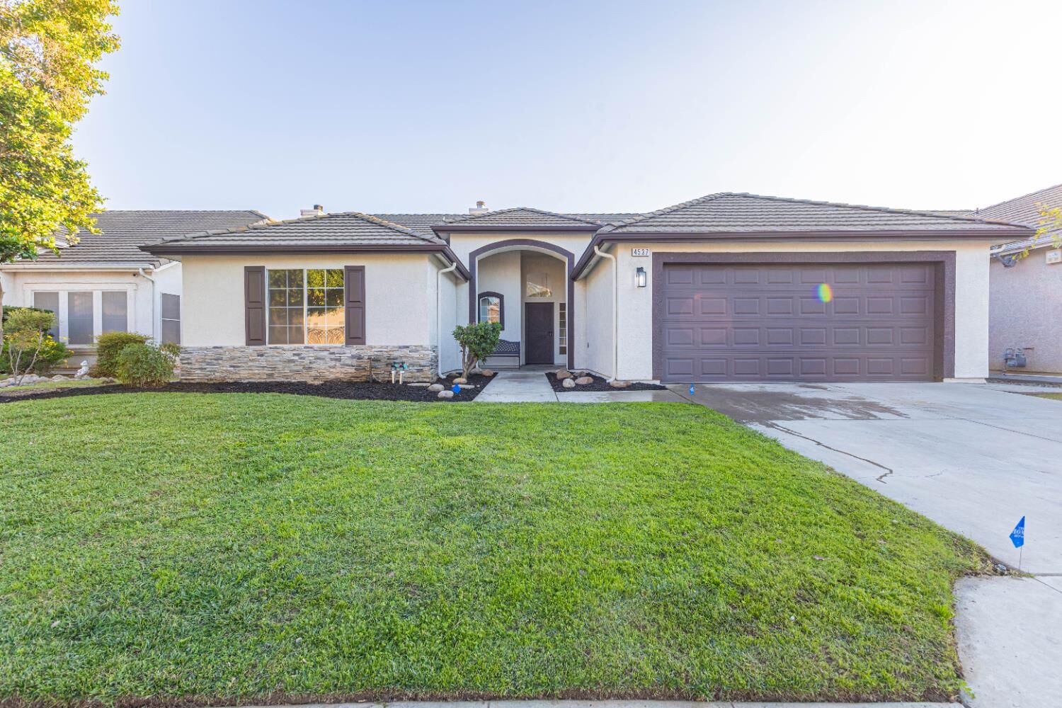 Property Photo:  4537 W Celeste Avenue  CA 93722