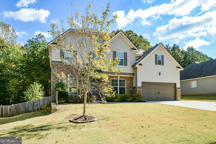 Property Photo:  195 Ledford Way  GA 30132