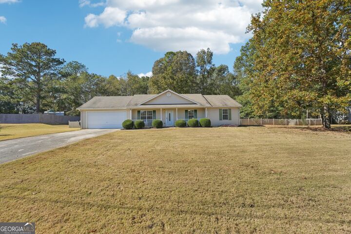 Property Photo: 117 Floresta Drive GA 30252