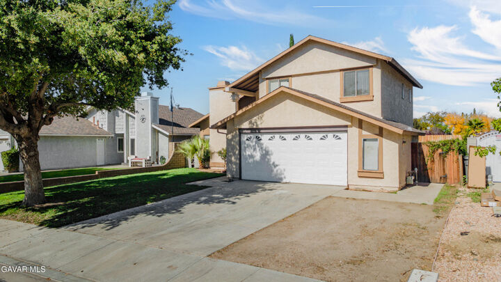 Property Photo: 4745 Karling Place CA 93552