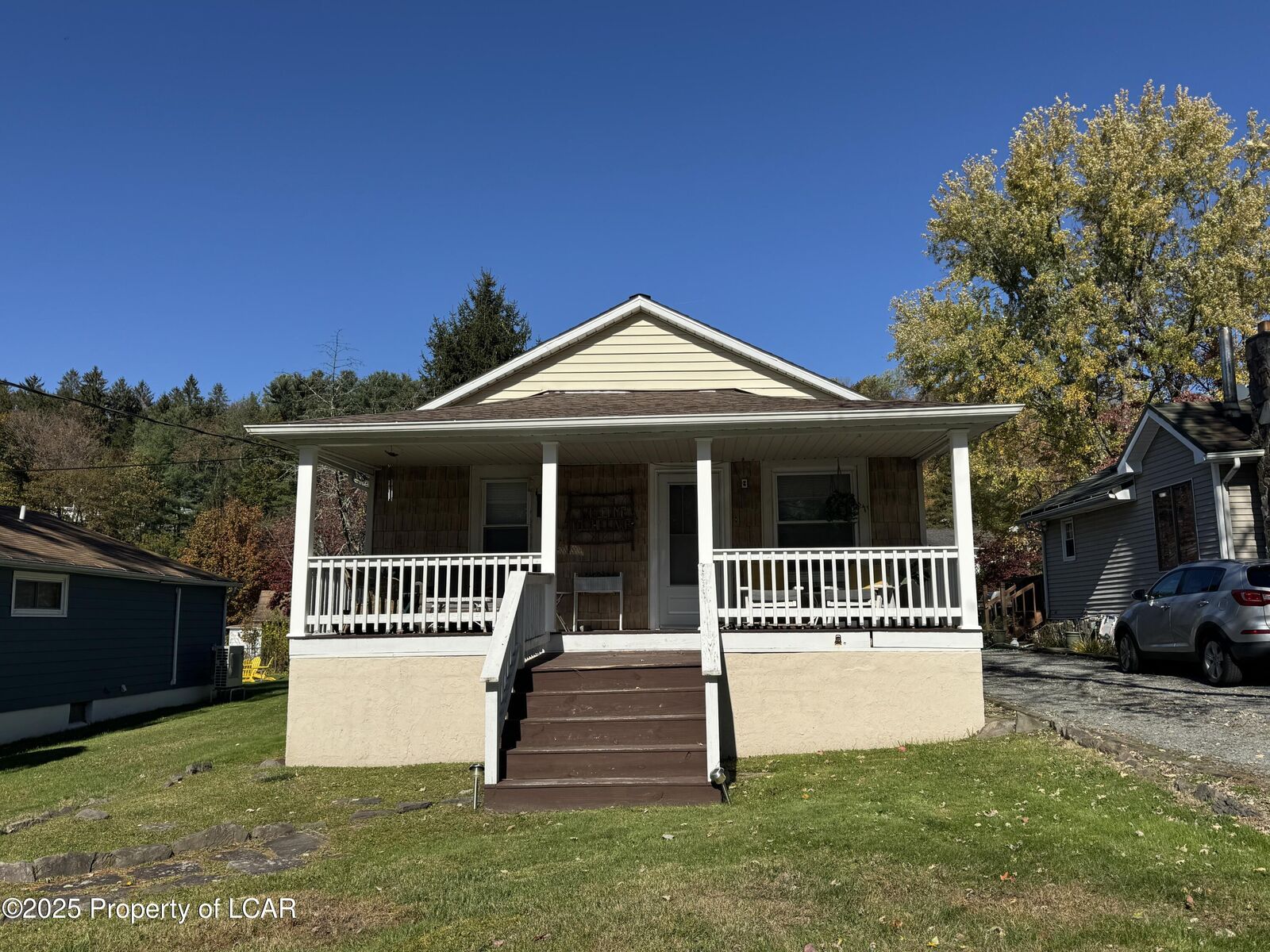 Property Photo:  32 1st Street  PA 18618