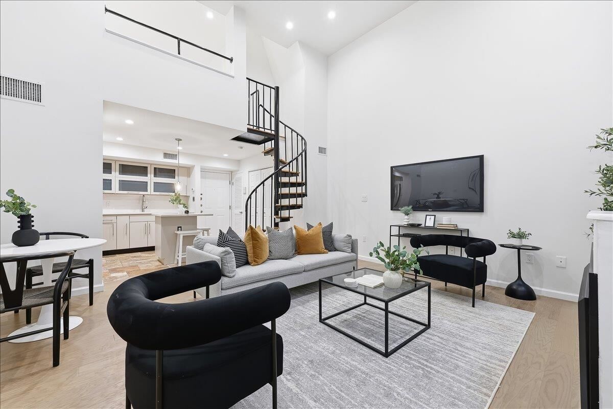 Property Photo:  818 Jefferson St 1C  NJ 07030 