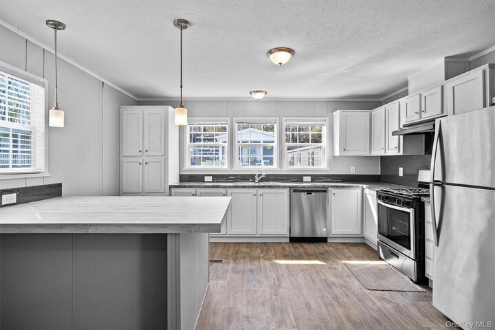 Property Photo: 32 Ba Mar Drive NY 10980