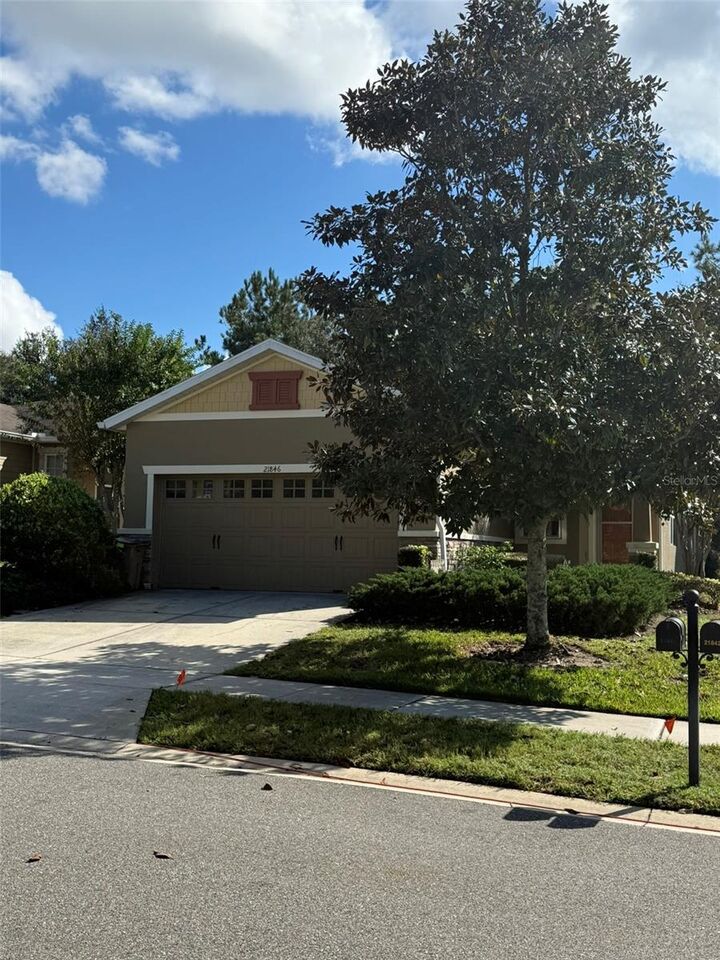 Property Photo: 21846 Belgian Court FL 32757