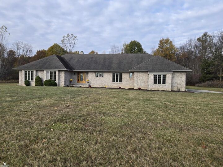 Property Photo:  6151 Duce Road  MI 48006 