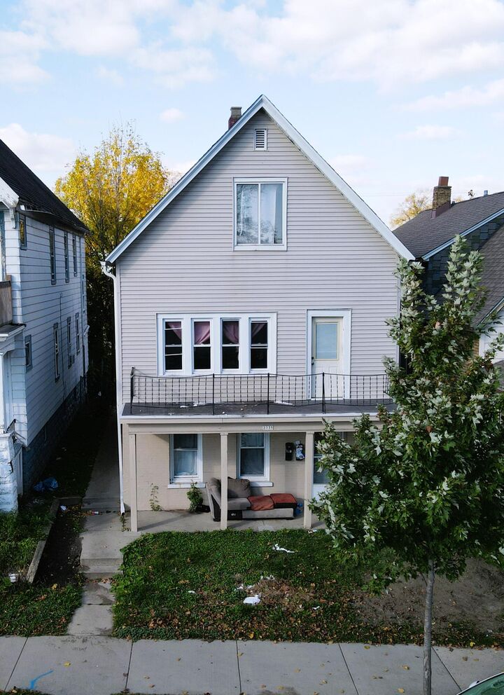 Property Photo: 2335 S 7th St WI 53215