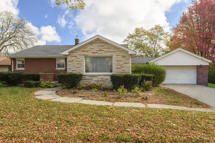 4960 N 89th St  Milwaukee WI 53225 photo