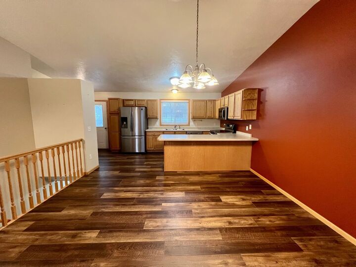 Property Photo: 2138 14th St NW ND 58703