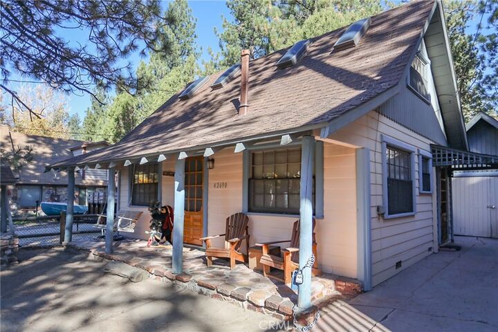 Property Photo: 42690 Sonoma CA 92315