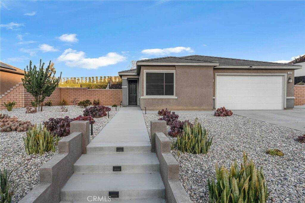 Property Photo: 20898 Mountain Gate CA 92507
