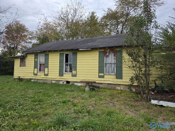 Property Photo: 134 Turner Circle AL 35749